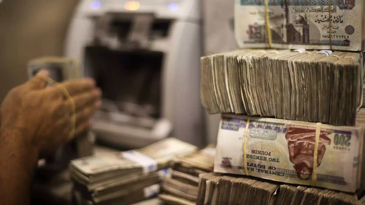 عاجل: الحكومة تكشف خطة رفع سن المعاش إلى 65 عاماً... تعرف على موعد تأثيرها عليك!