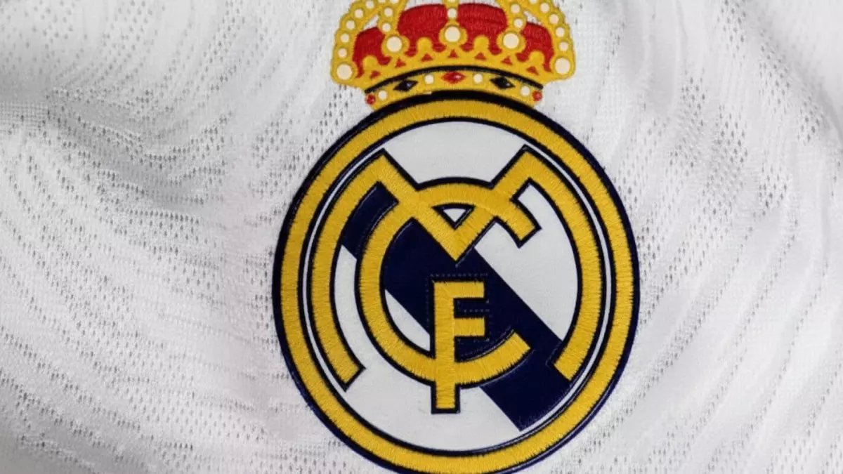صادم: ريال مدريد يخطف جوهرة برشلونة المفضلة... صفقة سرية تهز عرش الكلاسيكو!