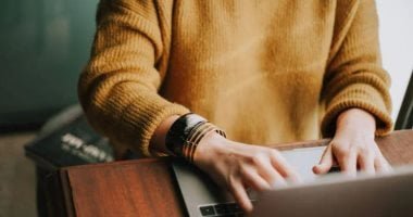 مقامرات تحت غطاء الموبايل.. كيف تسقط الداخلية عصابات المراهنات الإلكترونية؟