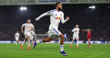 ليدز يونايتد يسقط نوتينجهام فورست بثلاثية في الدوري الإنجليزي