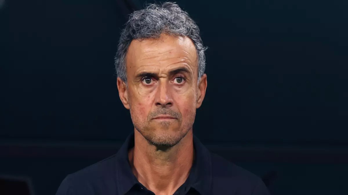 عاجل: باريس سان جيرمان يضع جماهيره تحت المراقبة قبل الكلاسيكو... هل تُوقف المباراة وسط تهديدات جدية؟