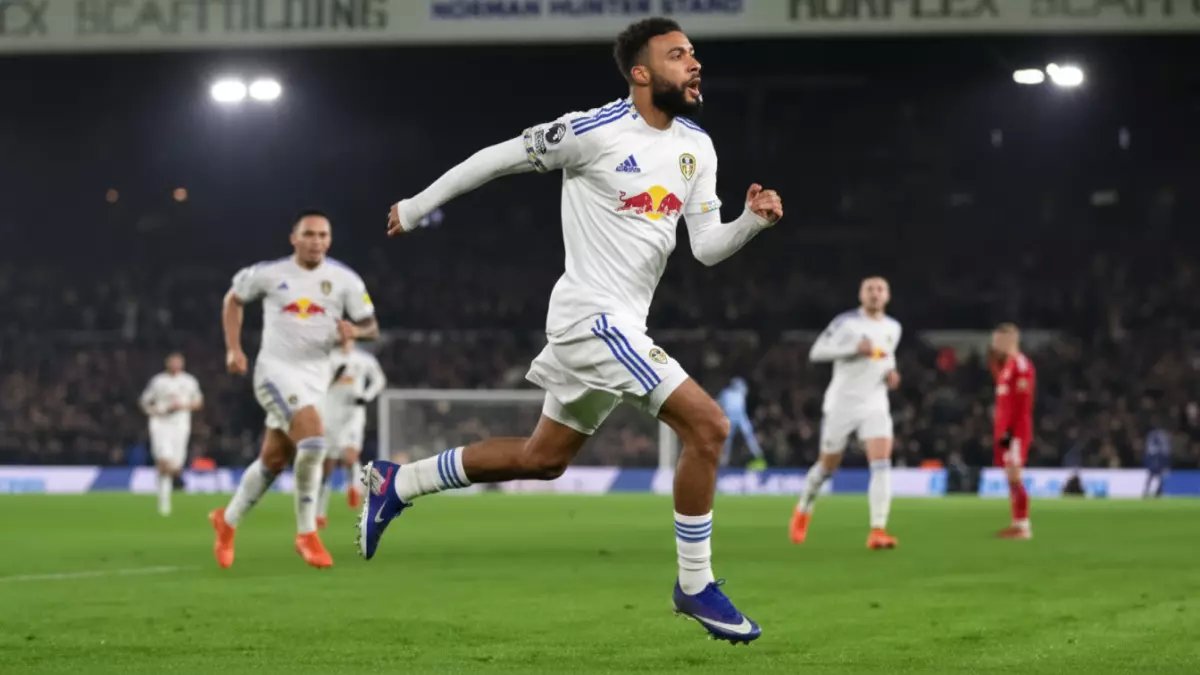 عاجل: ليدز يونايتد يسحق نوتينجهام فورست 3-1 في ليلة تاريخية بـ"إيلاند رود"!