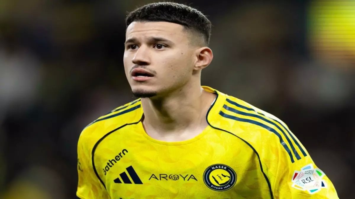 صدمة.. الاتحاد يصدم الوسط الكروي بأول تحرك رسمي ضد لاعب النصر عبدالله الحمدان!