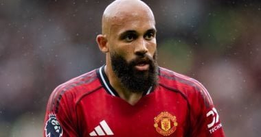 مبيومو يتقدم لـ مان يونايتد ضد توتنهام فى الدقيقة 38.. فيديو