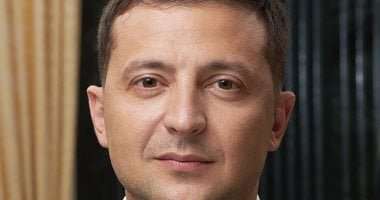 زيلينسكي: موسكو تريد من واشنطن الاعتراف بشبه جزيرة القرم كجزء من روسيا