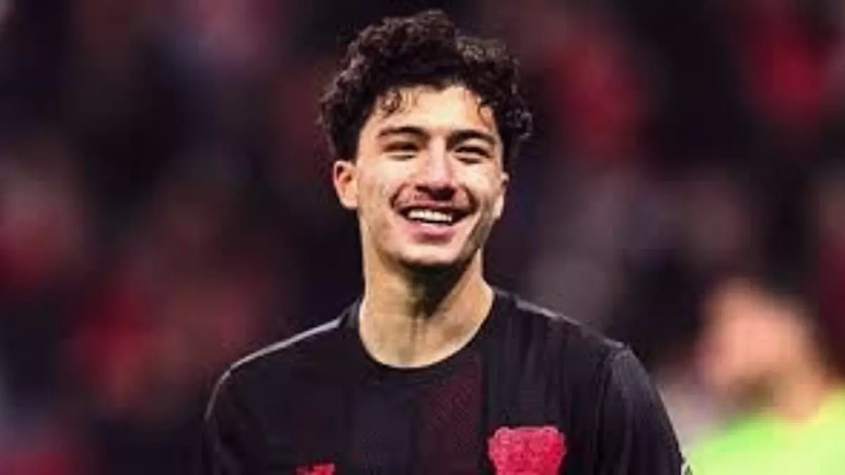 عاجل: إصابة مازة تهدد مستقبله مع الجزائر… بيتكوفيتش في حالة قلق شديد!