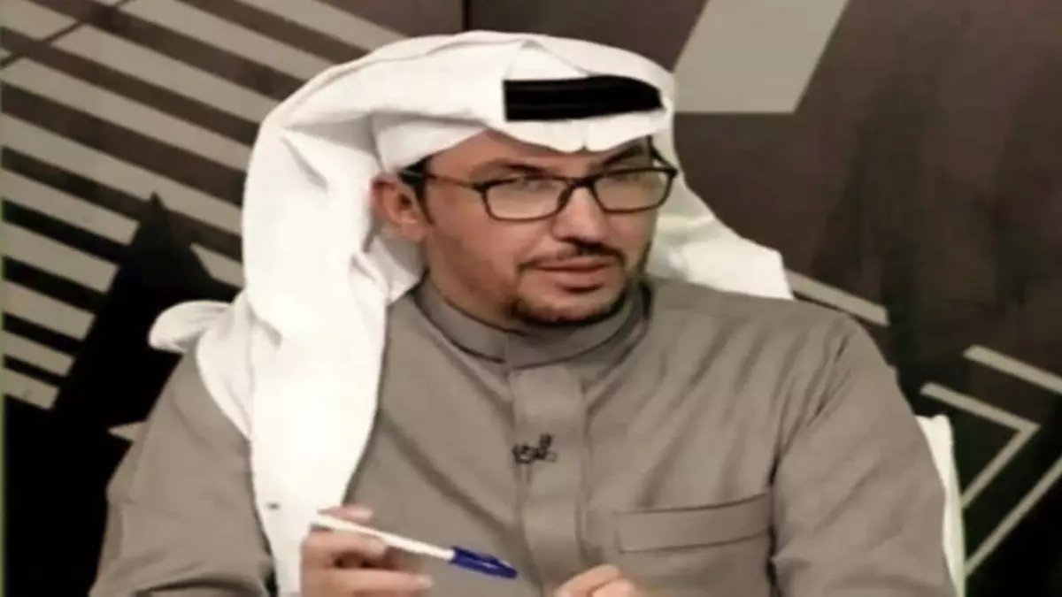 عاجل: الروقي يفجر مفاجأة صادمة - "أخرجوا رونالدو من السعودية فوراً"... ماذا فعل النجم البرتغالي؟