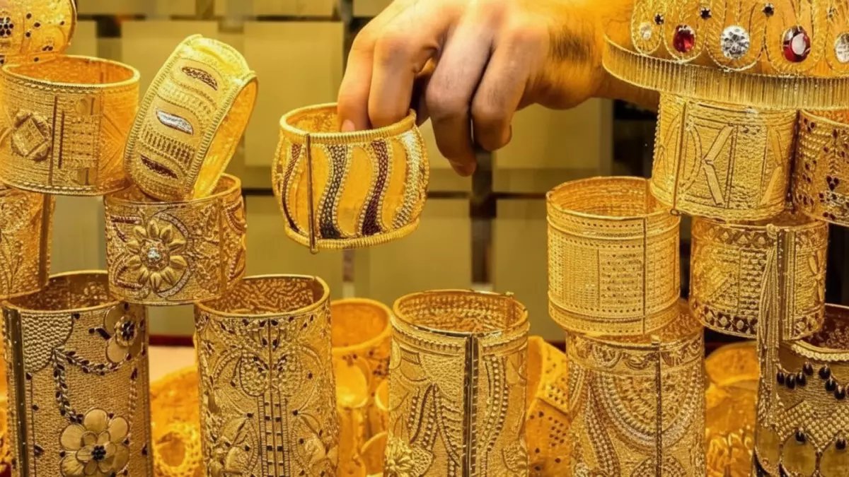 عاجل: الذهب ينفجر في مصر… عيار 21 يصدم الجمهور بـ 6670 جنيه والمواطنون في حيرة!