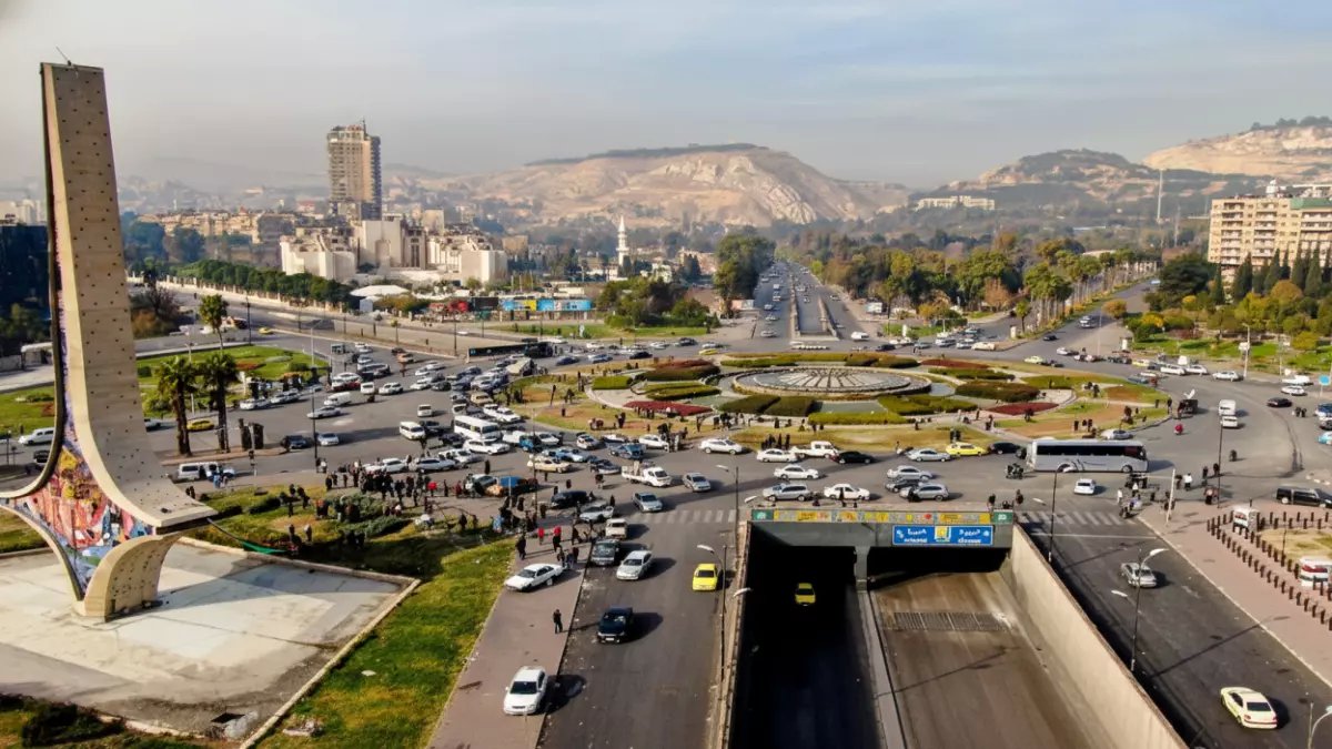 عاجل: السعودية تضخ مليارات الدولارات في سورية… استثمار ضخم يشمل شركة طيران جديدة يُعلن السبت!