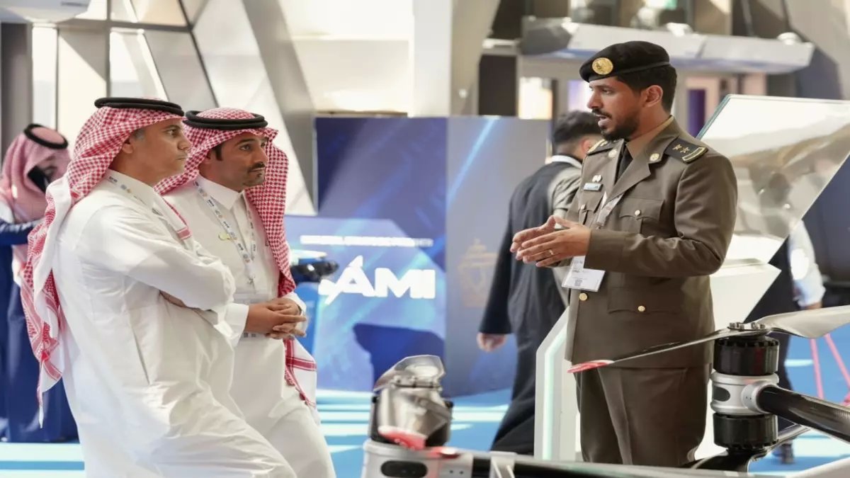 حصري: تقنيات سعودية ثورية تكشف مستقبل الأمن في معرض الدفاع العالمي 2026 - الذكاء الاصطناعي يحمي المملكة!