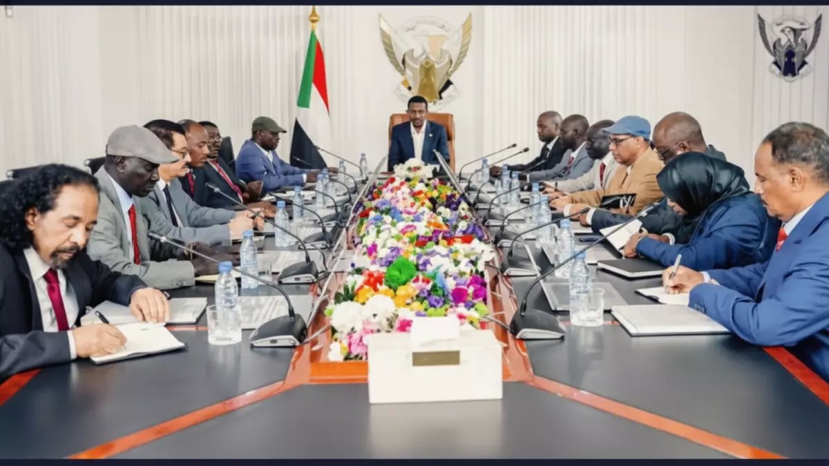 عاجل: دقلو يقر ميزانية 2026 لحكومته الموازية ويشكل 11 لجنة سرية... هل تنقسم السودان رسمياً؟