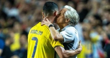 مدرب النصر السعودي يربط مستقبله بمصير كريستيانو رونالدو