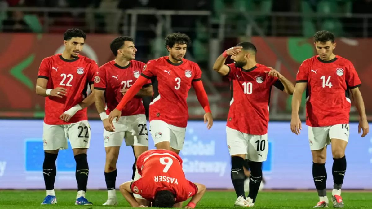 الكاف يصدر قرار مزلزل وغير متوقع بخصوص الفراعنة.. وهكذا رد المنتخب المصري!