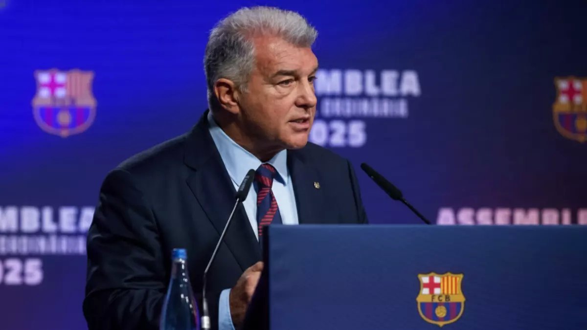 عاجل: لابورتا يفجر مفاجأة برشلونة ويستقيل رسمياً... والسبب صادم!