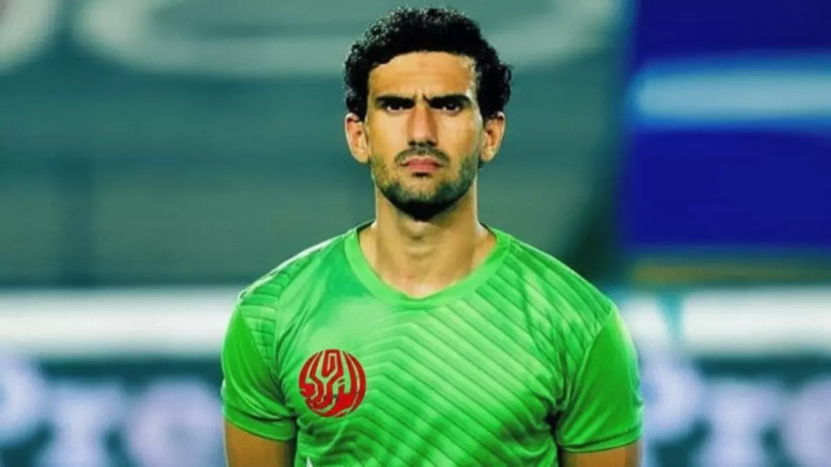 عاجل: أزمة حراس الزمالك تجبر عواد على العودة من المنفى... هل ينقذ القلعة البيضاء؟