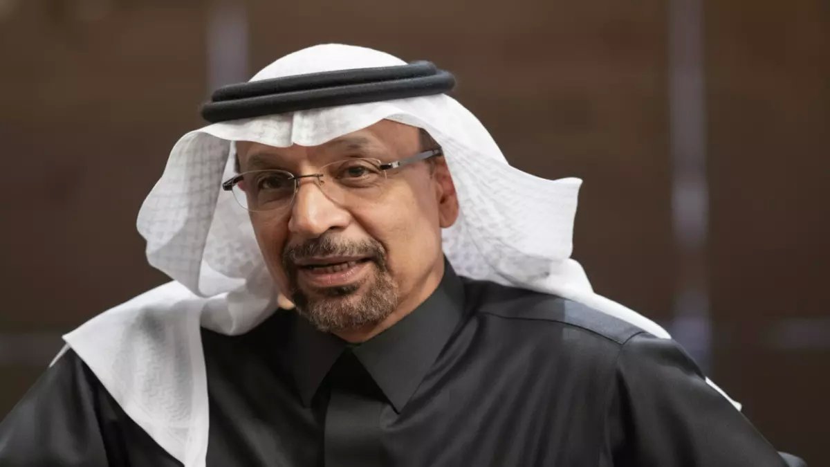 عاجل: السعودية تؤجل «نيوم» و«ذا لاين» رسمياً... والسبب صادم: كأس العالم يعيد ترتيب 4 تريليونات ريال!