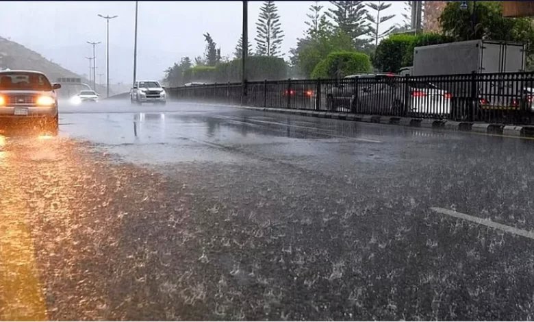 المركز الوطني للأرصاد يعلن الإنذار الأصفر من أمطار غزيرة على مناطق في السعودية