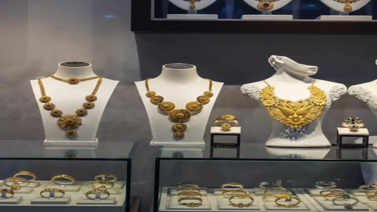 عاجل: الذهب يحطم حاجز 5000 دولار عالمياً... هل يرتفع سعر الجرام في مصر لـ8000 جنيه قريباً؟