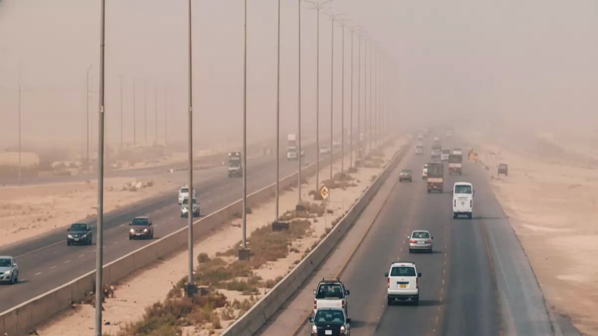 عاجل: عواصف ترابية عملاقة تضرب السعودية الثلاثاء… 8 مناطق في مرمى النيران!