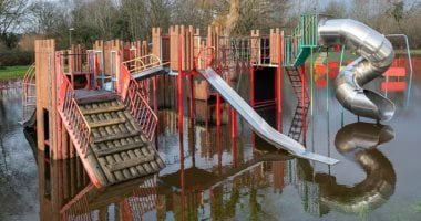 أمطار مستمرة على مدار 40 يوما.. معاناة الآلاف فى المملكة المتحدة