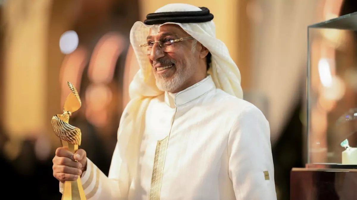 تكريم ملكي صادم: أمير المنطقة الشرقية يستقبل عبد المحسن النمر شخصياً بعد فوزه بـ Joy Awards... والسبب؟