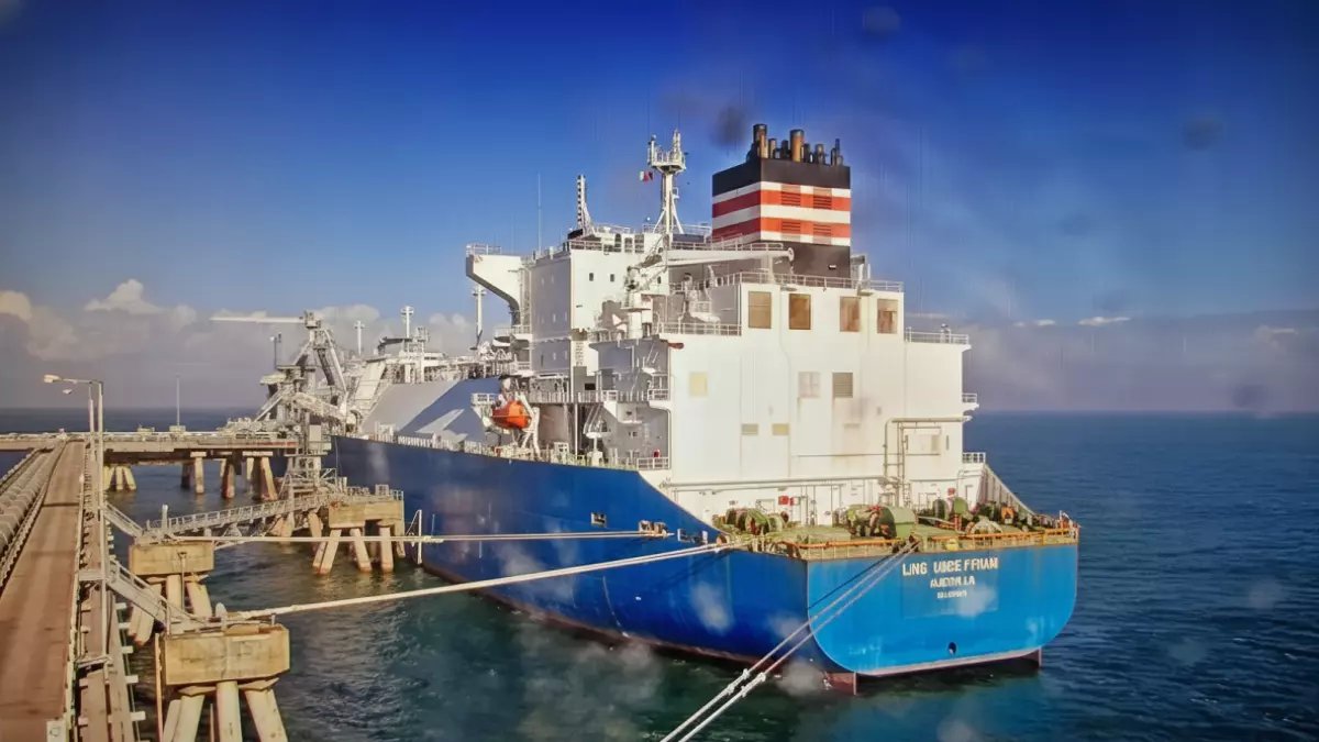 مصر تشق طريقها عبر المحيطات... ولكن ليس كسائح، بل كدولة تصدر 150 ألف متر مكعب من 'الذهب الأزرق' إلى الأسواق العالمية