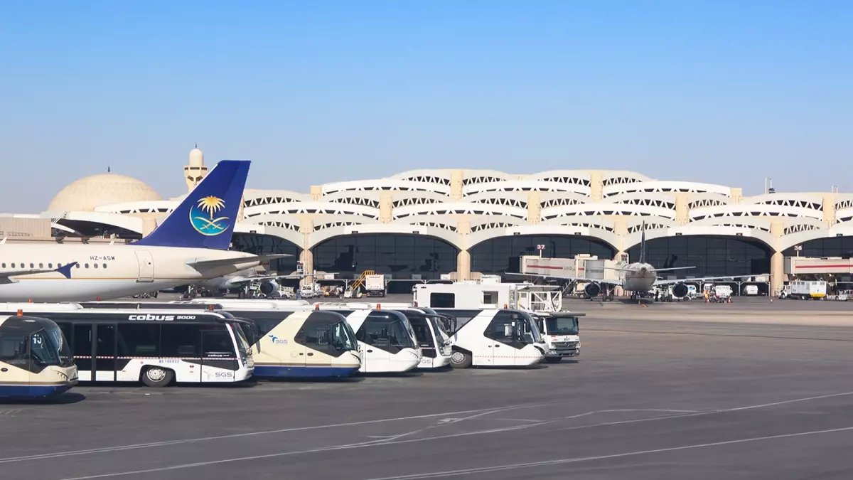 عاجل: الخطوط السعودية تغير صالات الطيران في مطار الملك خالد - تواريخ محددة يجب معرفتها!