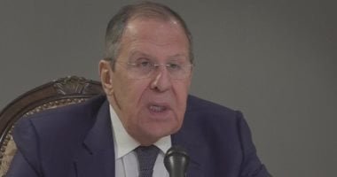 لافروف: زيلينسكى كان يتصرف كالمهرج بعد لقائه بوتين في 2019