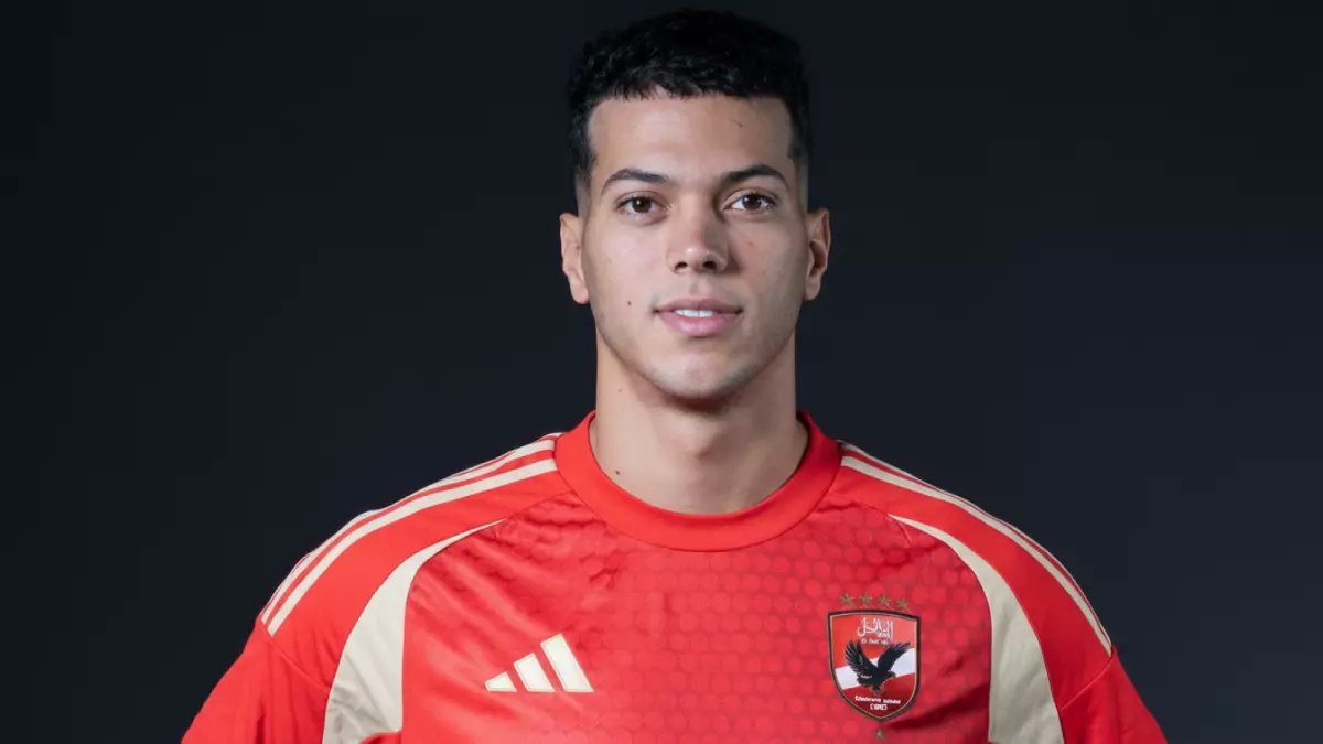 صادم: الأرقام تفضح الحقيقة المخفية عن إمام عاشور... 52 مساهمة مع الأهلي مقابل 26 مع الزمالك!