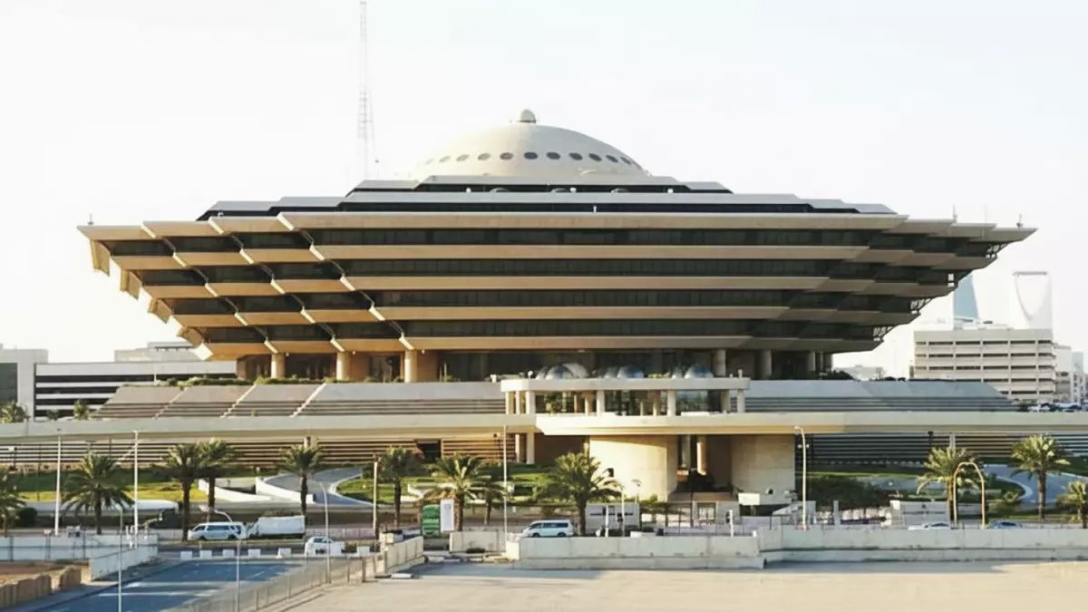 عاجل: إعدام مواطن سعودي قتل والده وشقيقتيه بالسم... الجريمة البشعة التي صدمت الرياض!