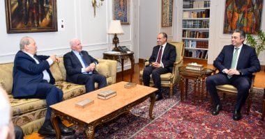 وزير الخارجية يستقبل رئيس المجلس الوطنى الفلسطينى وأمين سر منظمة التحرير