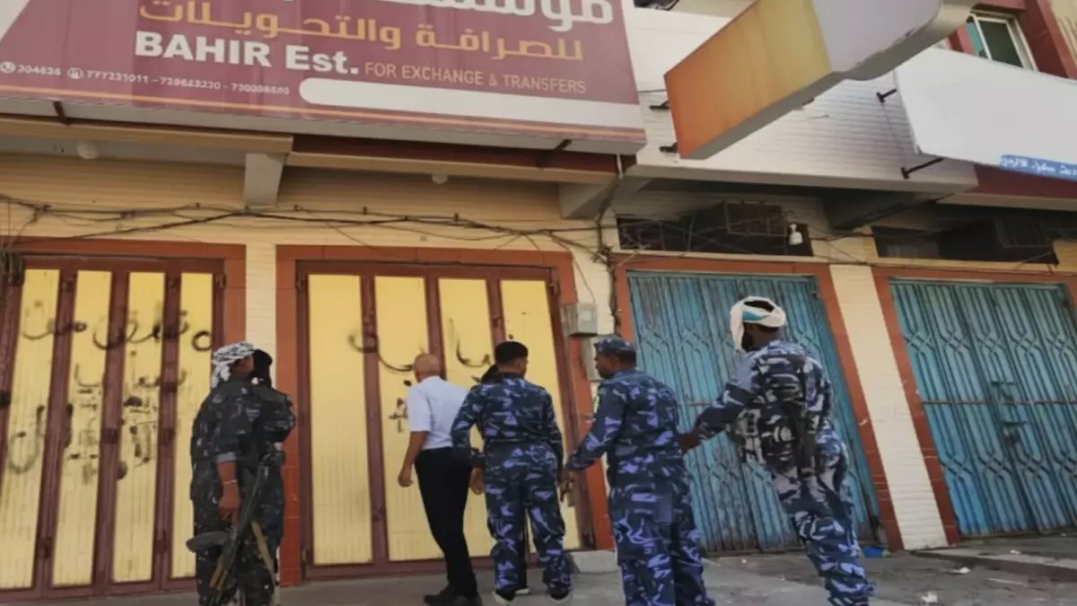 سلاح جديد في الحرب الخفية.. السعودية تطلق رصاصة بقيمة 20 ألف ريال باتجاه عدن