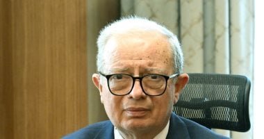 السيرة الذاتية للدكتور حسين عيسى نائب رئيس مجلس الوزراء للشئون الاقتصادية