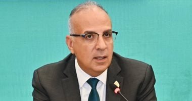 قيادات وزارة الرى يهنئون الدكتور هانى سويلم بتجديد الثقة