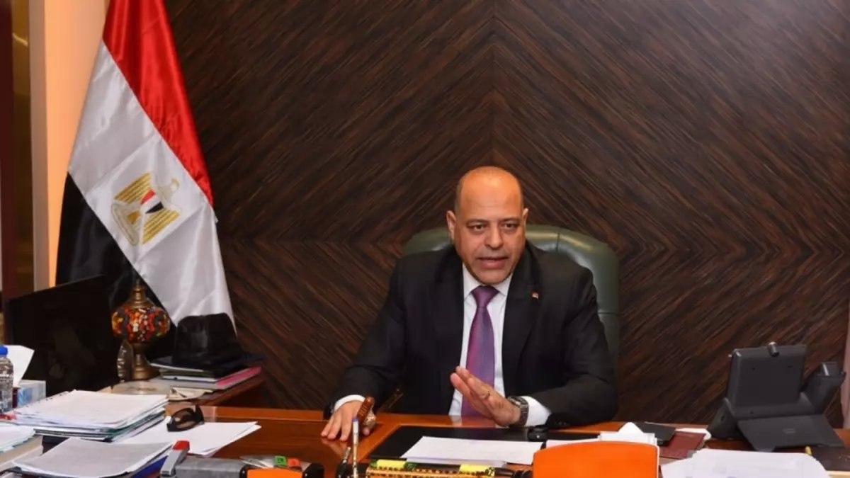 عاجل: الملفات النارية التي تنتظر وزير العمل الجديد... هل ينقذ ملايين العاطلين؟