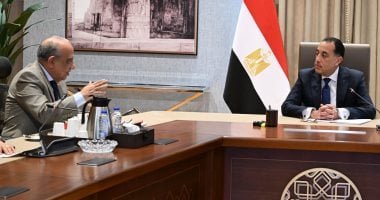 رئيس الوزراء يتابع مع وزير الكهرباء مستجدات العمل بعدد من الملفات والموضوعات