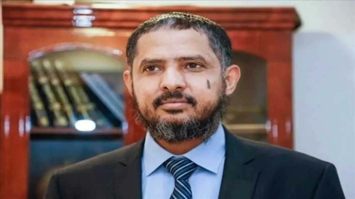 عاجل: عضو شورى يكشف الخطر القادم من شبوة... حضرموت في الخط الأول للاستهداف!