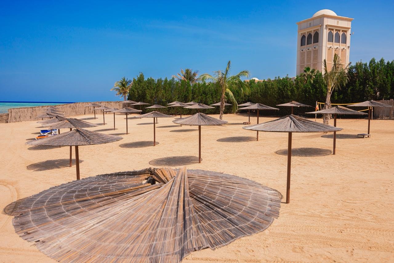 عاجل جريدة عكاظ تنشر قرارات سعودية صادمة عن الشواطئ في السعودية والتطبيق من اليوم