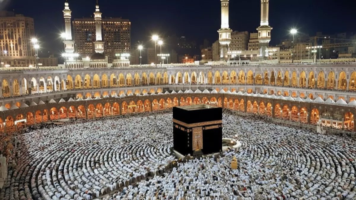 عاجل: شركات العمرة المصرية تعود بقوة بعد توقف مفاجئ... أسعار رمضان 2026 تبدأ من 60 ألف جنيه!