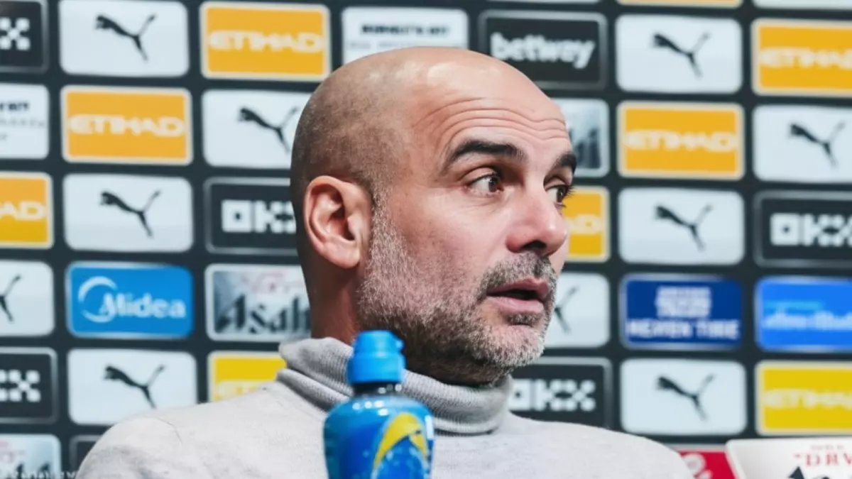 جوارديولا يفجر مفاجأة: "خوسانوف ليس شكسبير لكنه أذكى من نجوم الدوري!" - والسبب صادم