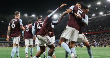 أستون فيلا يهزم برايتون ويعزز المركز الثالث.. وبيرنلي يتفوق على كريستال بالاس