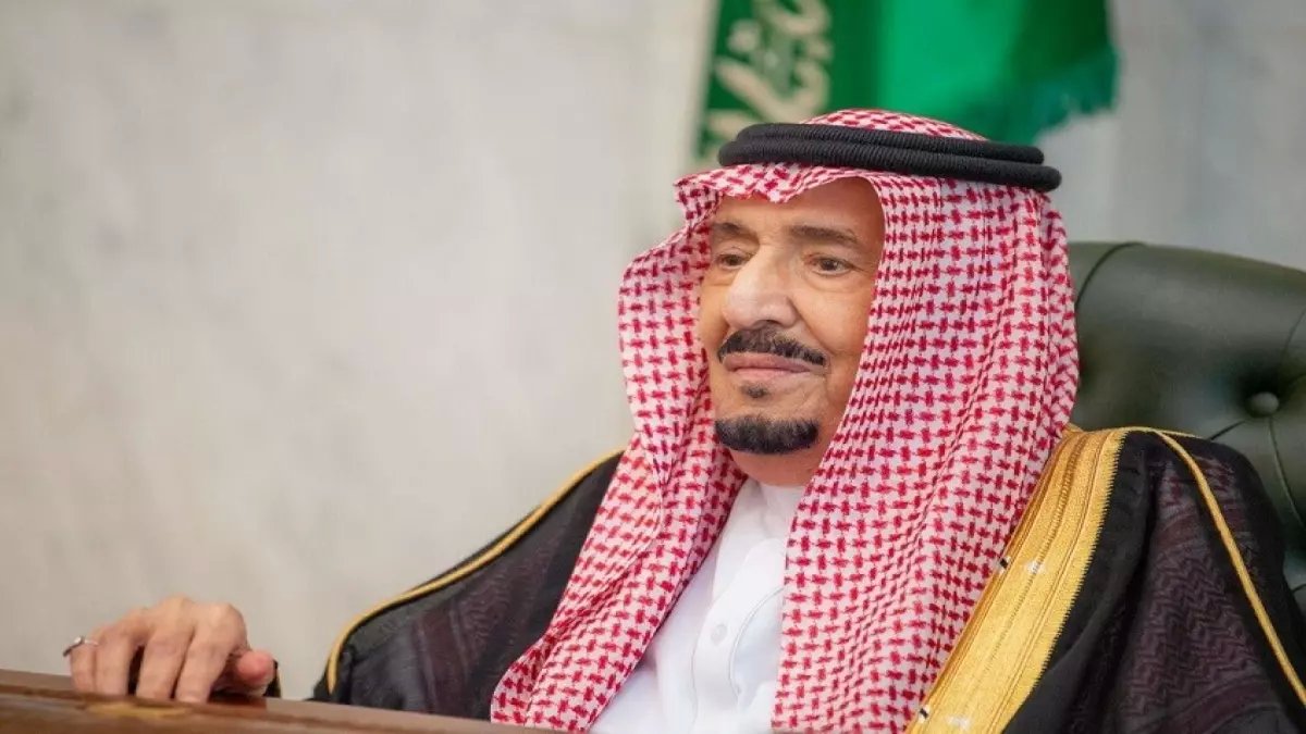 شاهد: أول صور للملك سلمان اليوم برفقة 3 أمراء تشعل مواقع التواصل… الجماهير في حالة فرح!