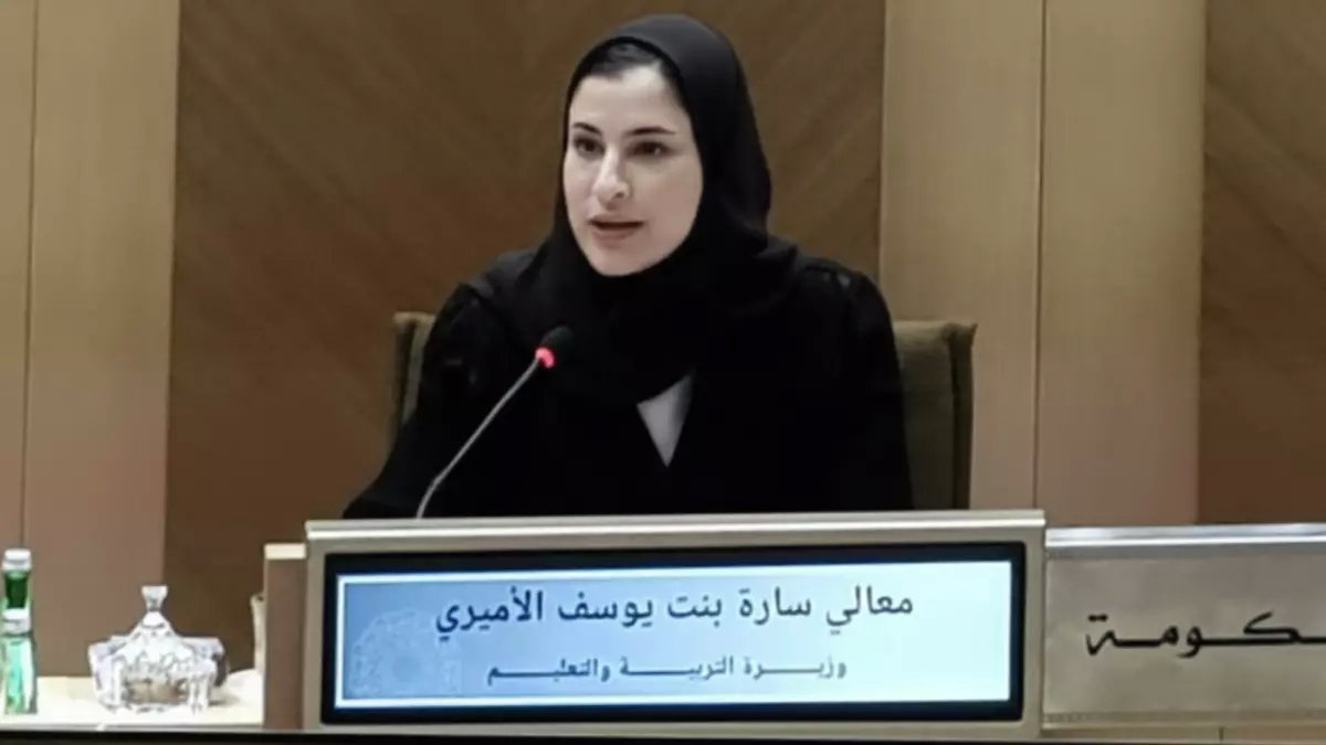 عاجل: الإمارات تطلق نظام تقييم ثوري للمعلمين… راتبك مرتبط بأدائك بدءاً من هذا العام!