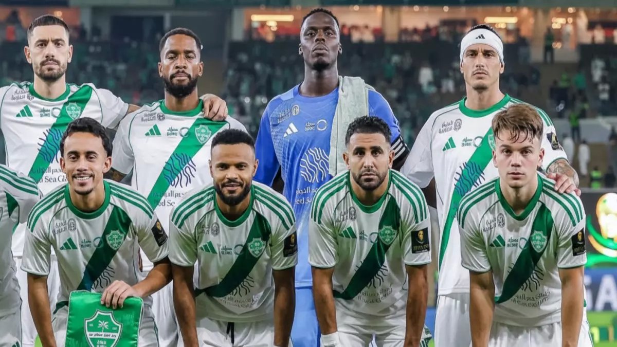 عاجل: جالينو يعود بقوة للأهلي... هل سيقود الهجمات في المواجهات المصيرية القادمة؟