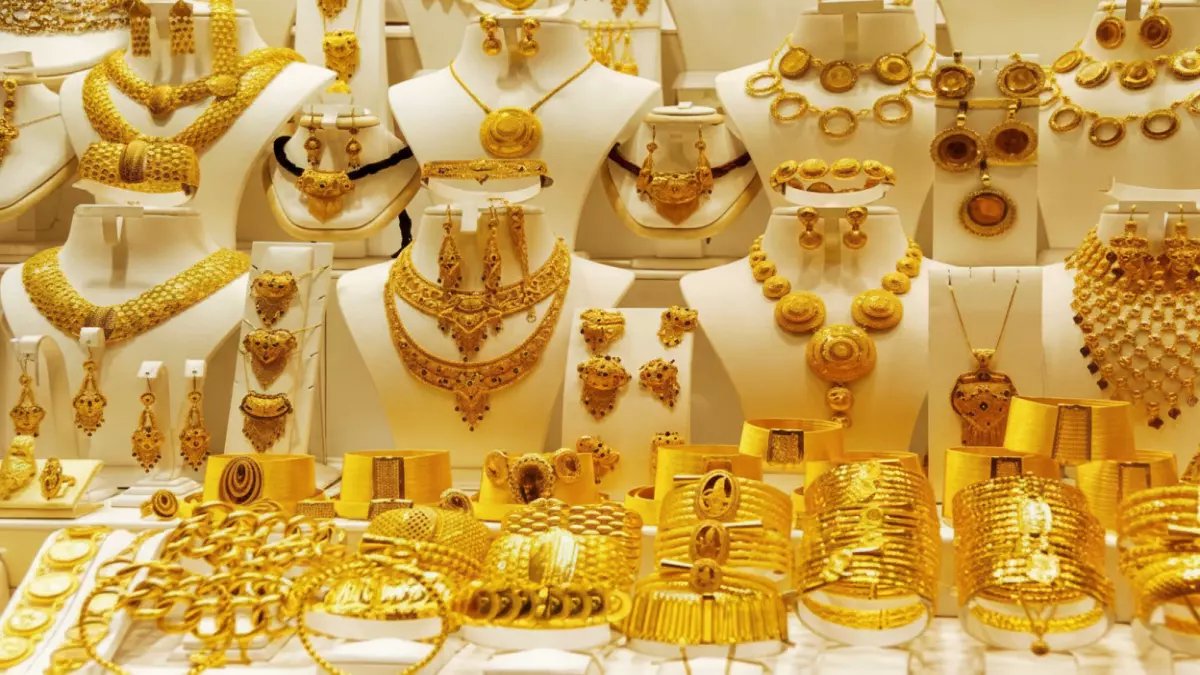 صادم: سعر الذهب في السعودية اليوم يقفز إلى رقم قياسي جديد… شاهد الرقم المخيف الذي وصل إليه عيار 24 في 12 فبراير!
