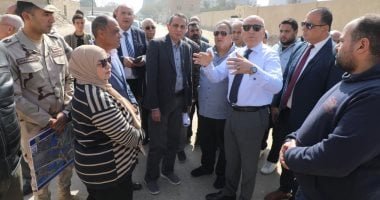 محافظ القاهرة: نقل موقف السيدة عائشة لـ "نزلة سوق الحمام" لإنهاء الزحام