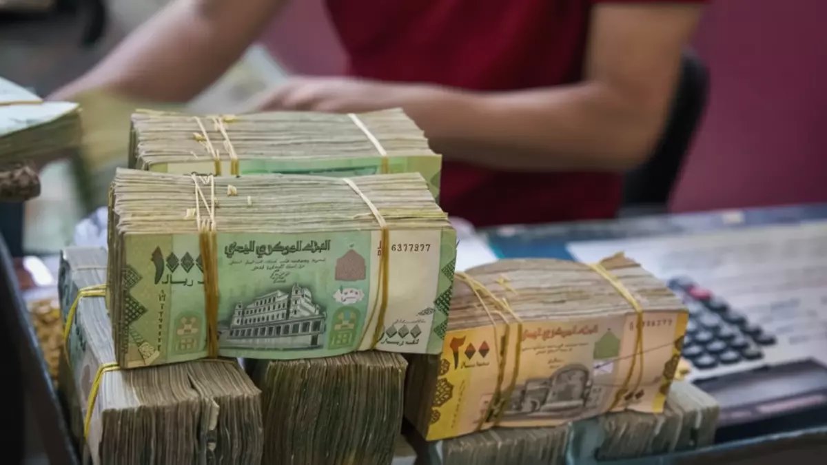 تخيل استعادة 90 دقيقة من معاناة السفر يومياً... البرنامج السعودي لتنمية وإعمار اليمن حوّلها إلى 30 دقيقة فقط لحياة 11 مليون يمني.