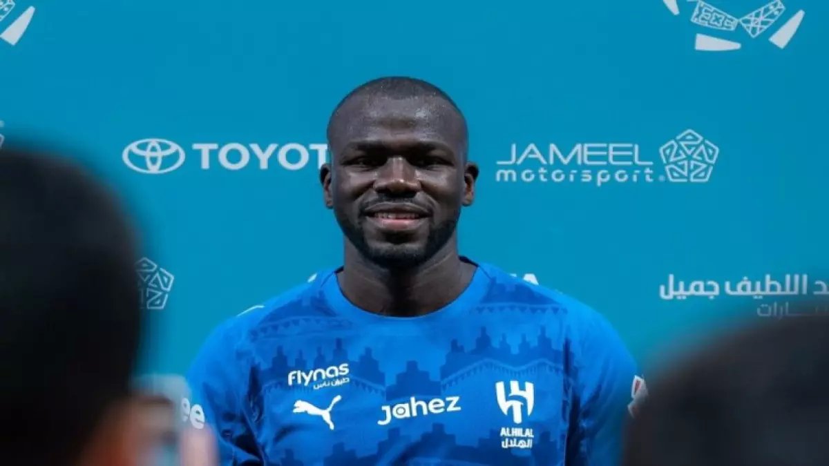 رسمي: كوليبالي يجدد مع الهلال حتى 2027.. الأرقام الذهبية التي أقنعت الإدارة!