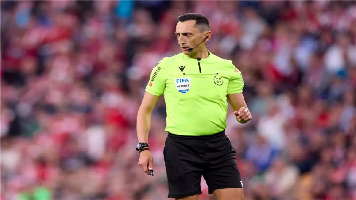 عاجل: خبراء التحكيم يحسمون الجدل... قرار طرد غارسيا في كلاسيكو أتلتيكو صحيح 100%!