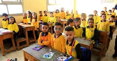 «التعليم» تحسم الجدل: انتظام الدراسة في رمضان وحضور إجباري للطلاب